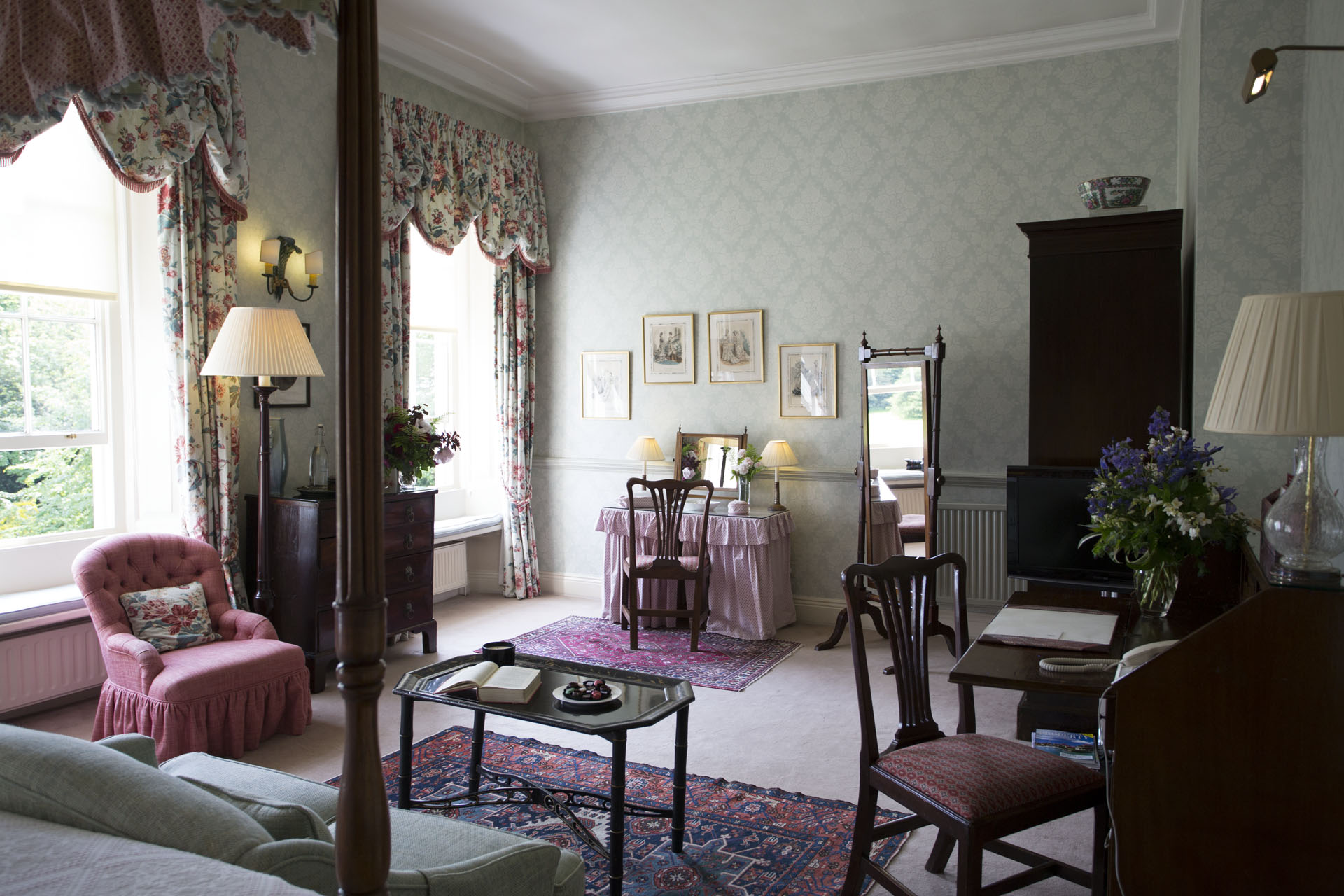 Middlethorpe Hall - four poster room in main house