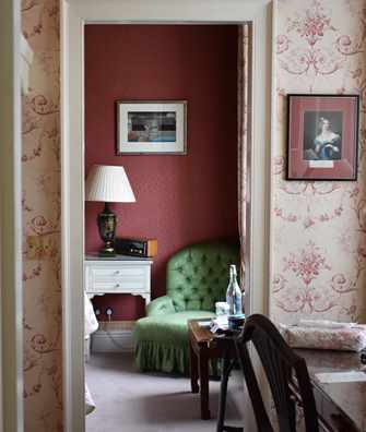 Middlethorpe Hall - Lady Mary Suite dressing room